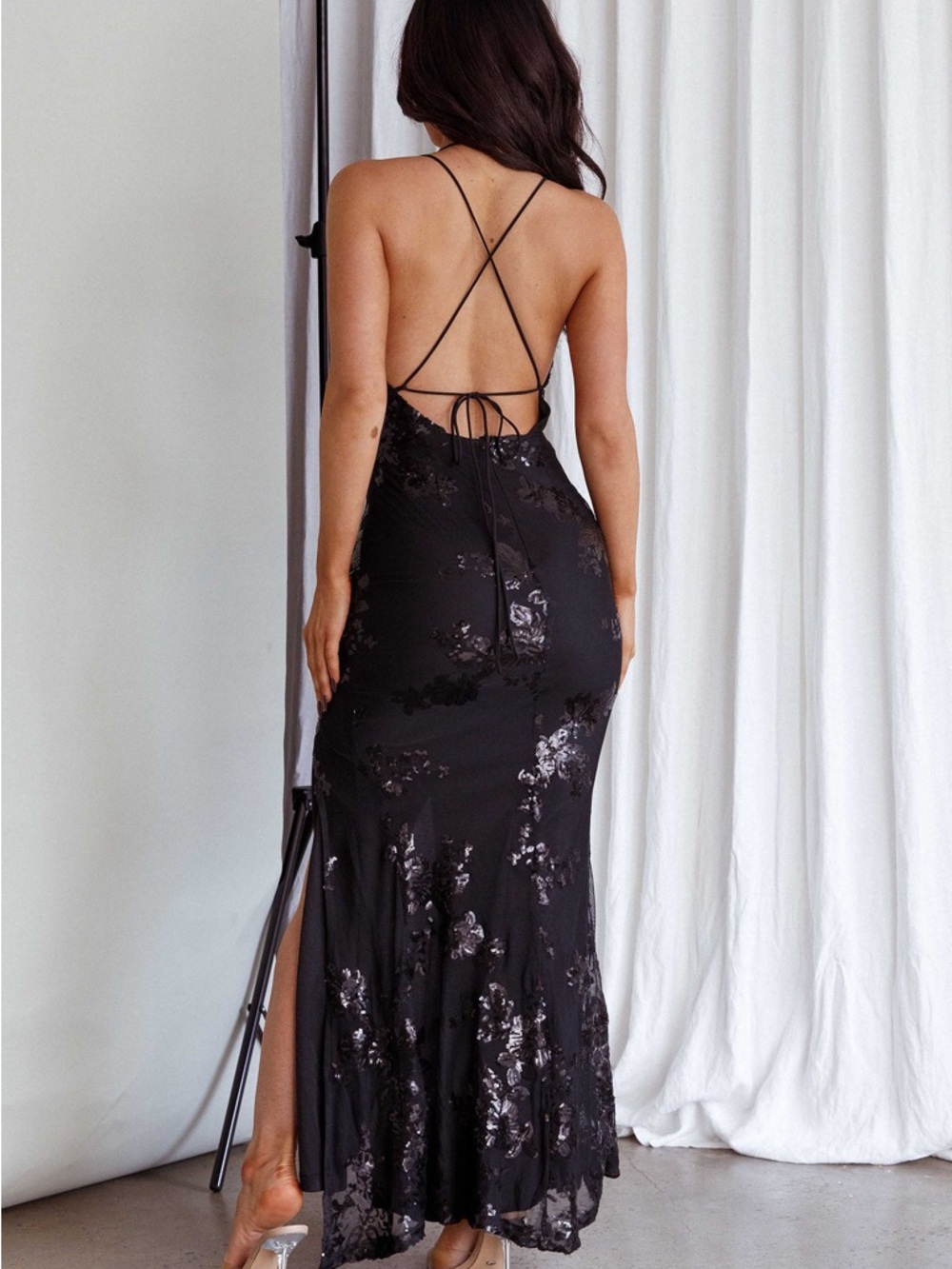 NWT Selfie Leslie Haylan Sequin Backless Midi Dress Black Strappy Slit XS - Picture 3 of 9